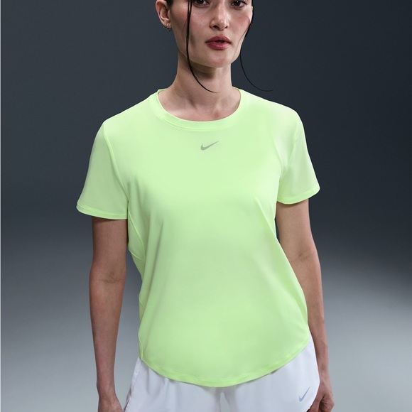 Nike Tops - Nike One NWT Classic DriFit Short Sleeve Shirt Womens Small Volt Yellow Training